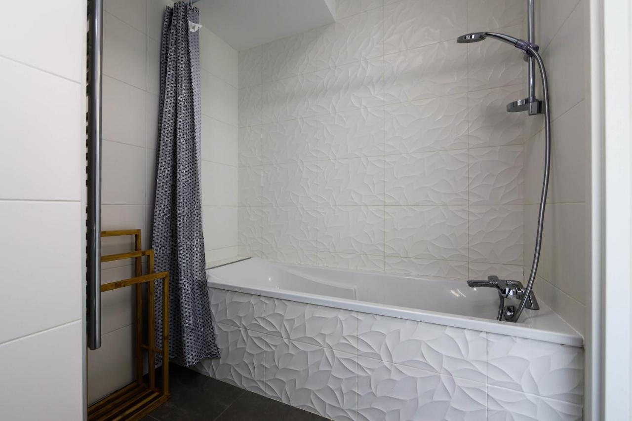 Les Choucas - appartement duplex lumineux avec parking Annecy Extérieur photo